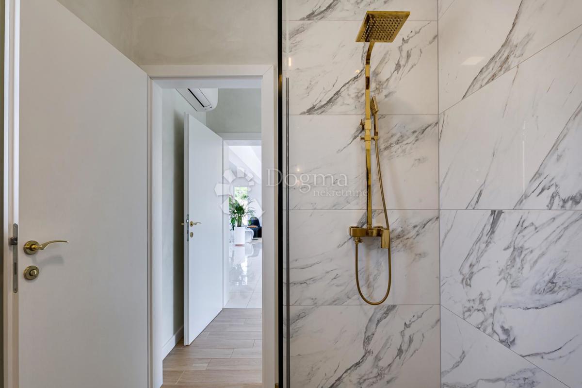 Casa Radošinovci, Benkovac, 143m2