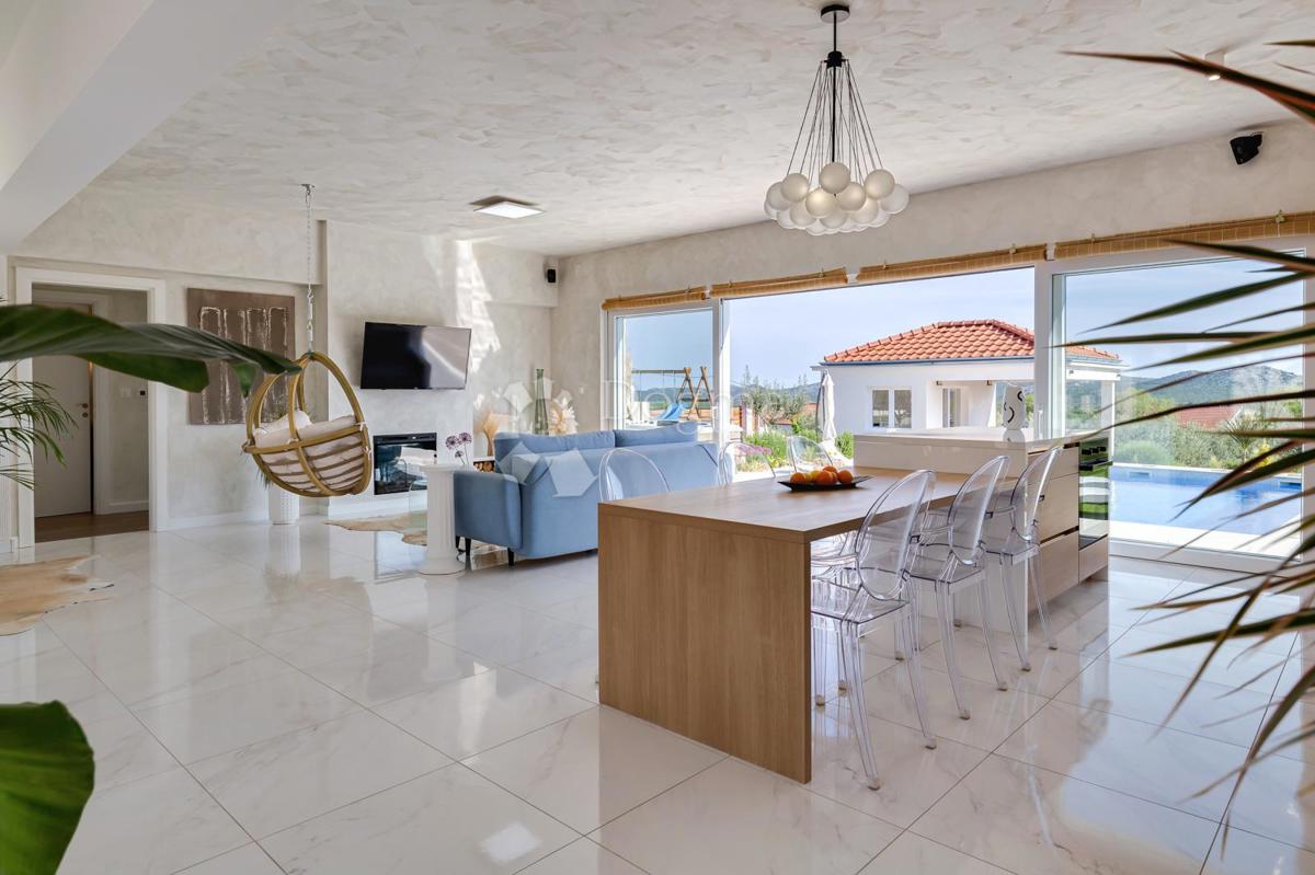 Casa Radošinovci, Benkovac, 143m2