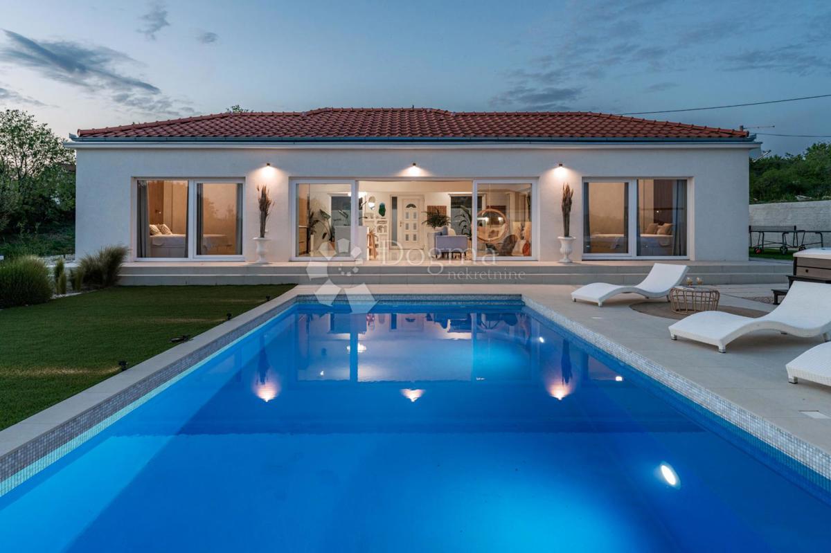 Casa Radošinovci, Benkovac, 143m2