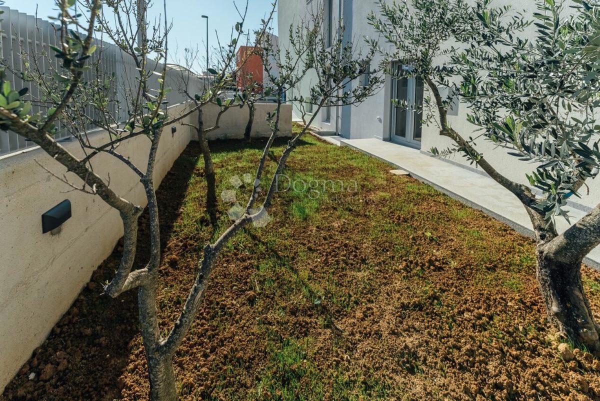 Allogio Petrčane, Zadar - Okolica, 155,56m2