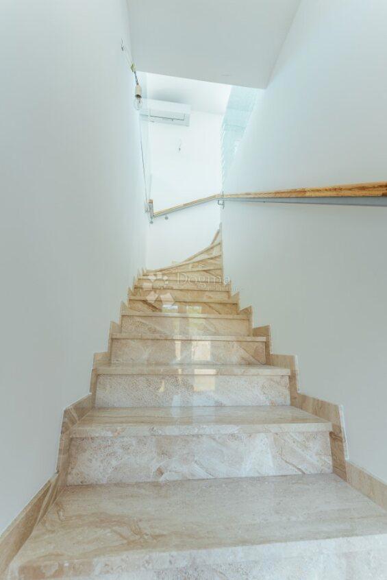 Allogio Petrčane, Zadar - Okolica, 155,56m2