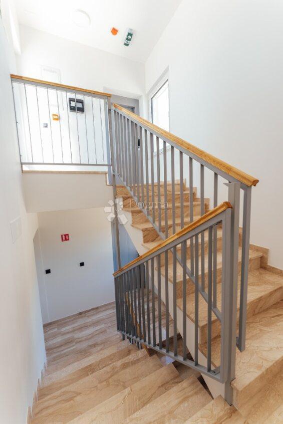 Allogio Petrčane, Zadar - Okolica, 155,56m2