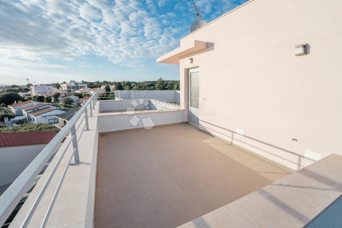 Allogio Petrčane, Zadar - Okolica, 155,56m2