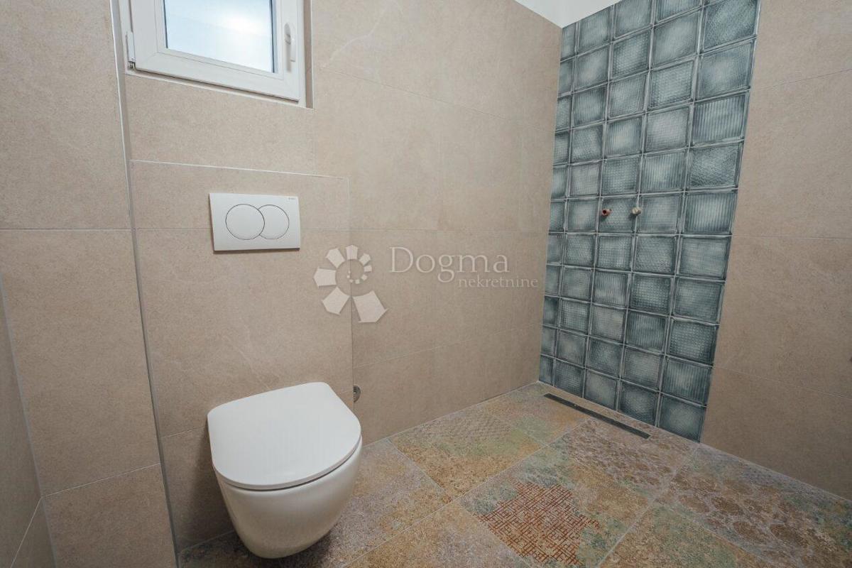 Allogio Petrčane, Zadar - Okolica, 155,56m2