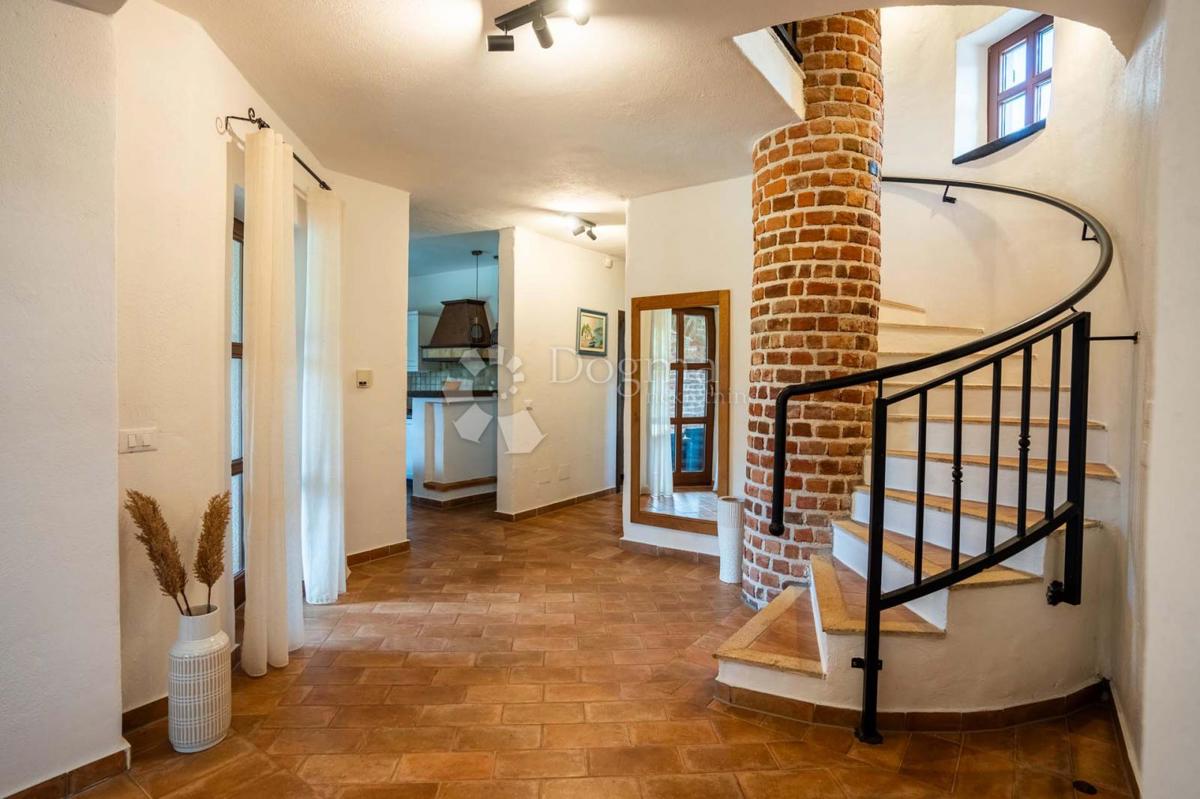 Casa Heraki, Sveti Lovreč, 257m2