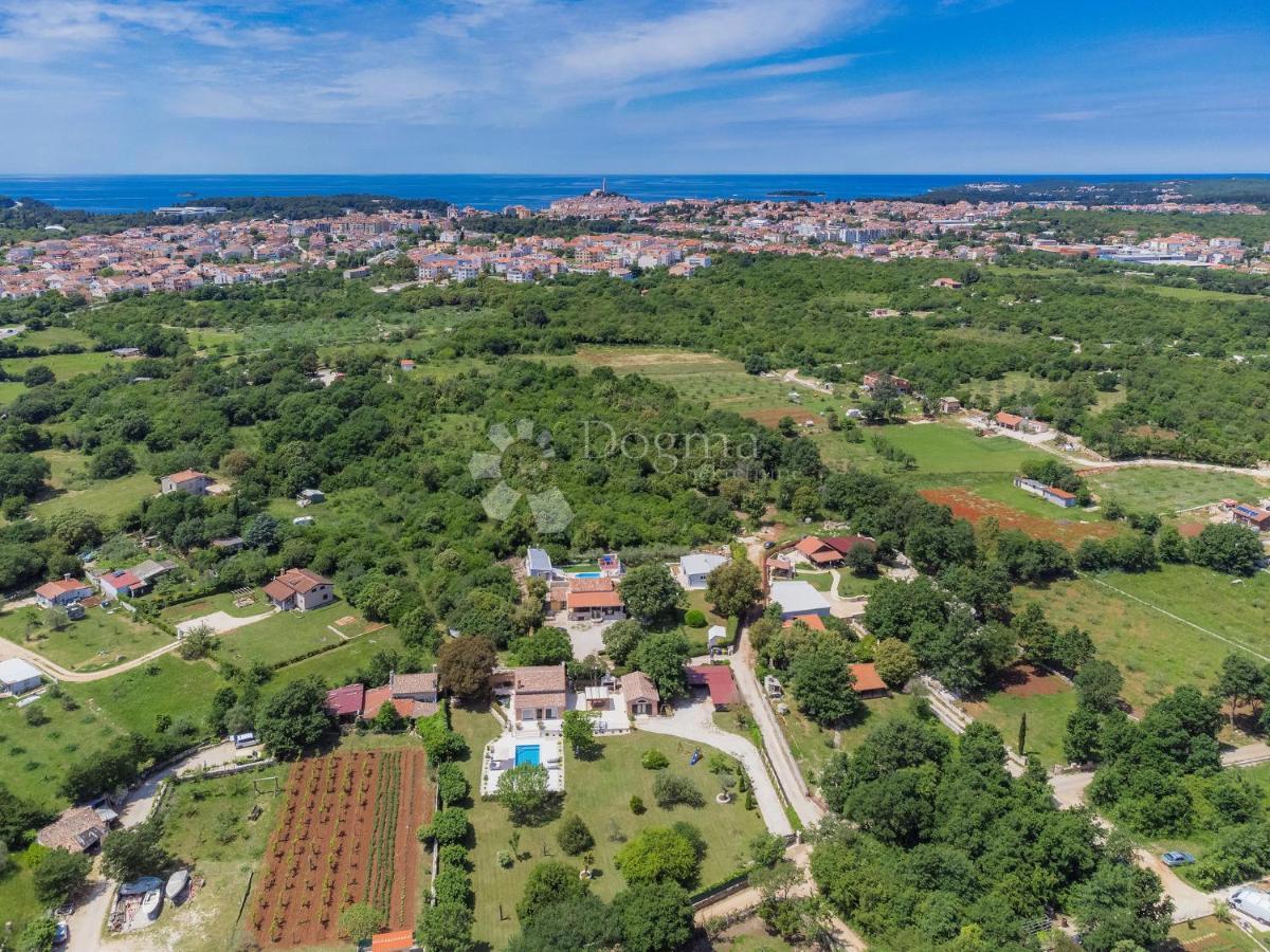 SPECIALE SPAZIOSA OASI DI PURO PIACERE A 900 M DALLA SPIAGGIA
