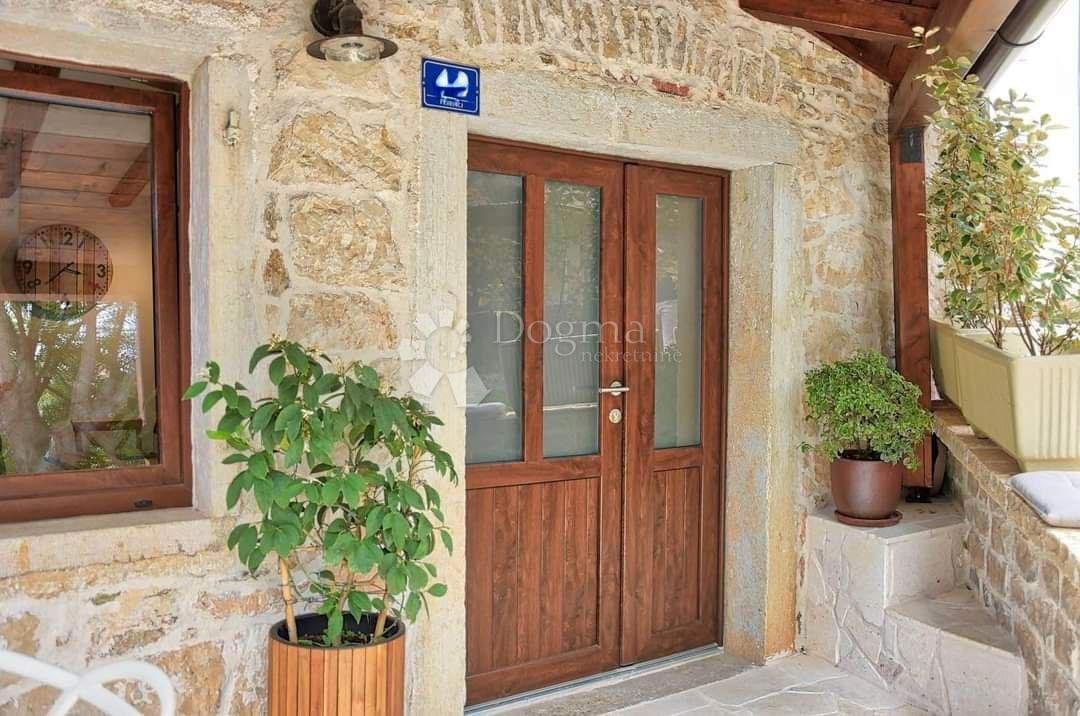 Casa Poreč, 81m2