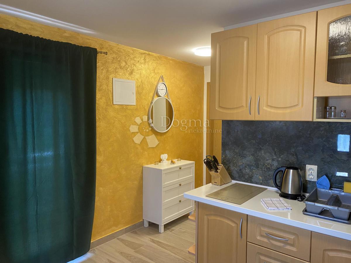 Casa Vinišće, Marina, 110m2