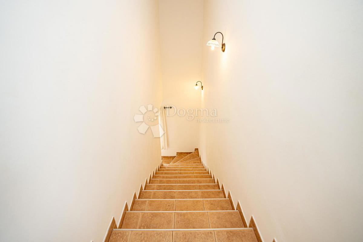 Casa Vrh, Krk, 200m2