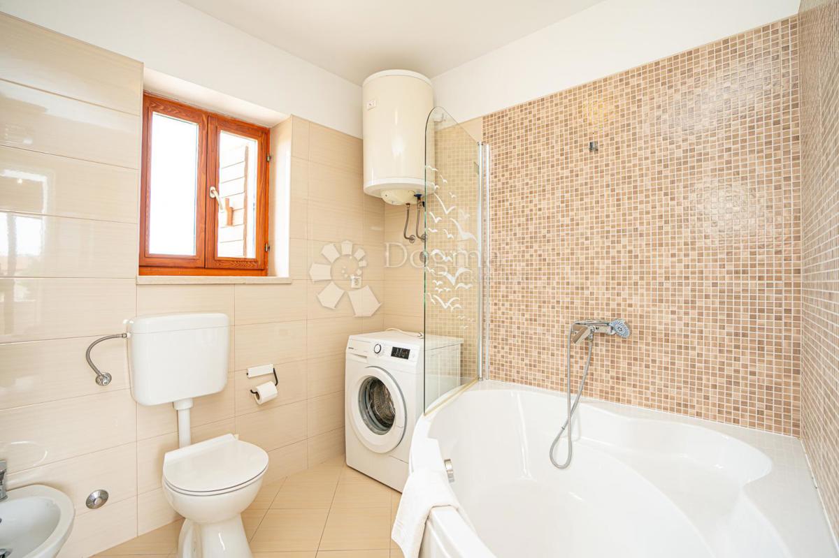 Casa Vrh, Krk, 200m2