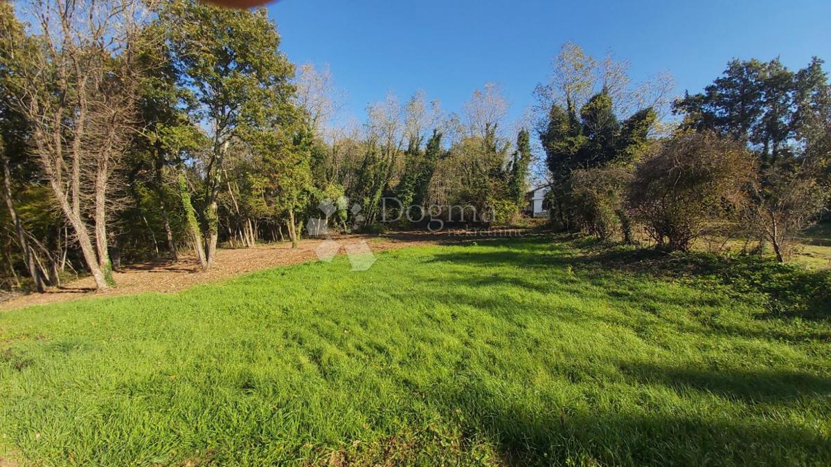 Terreno Hreljići, Marčana, 1.975m2