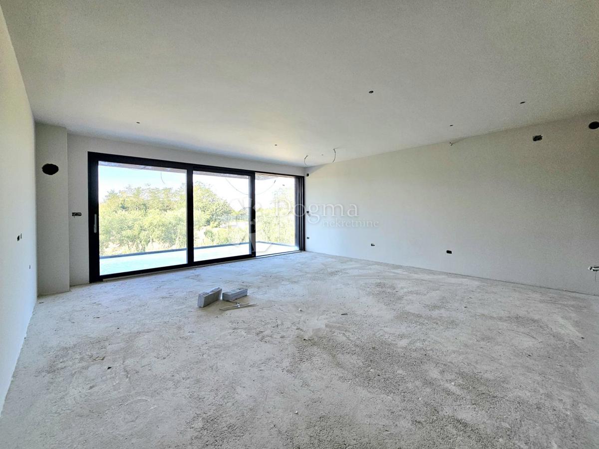 Umago, nuova costruzione di alta qualità a 10 minuti dal mare