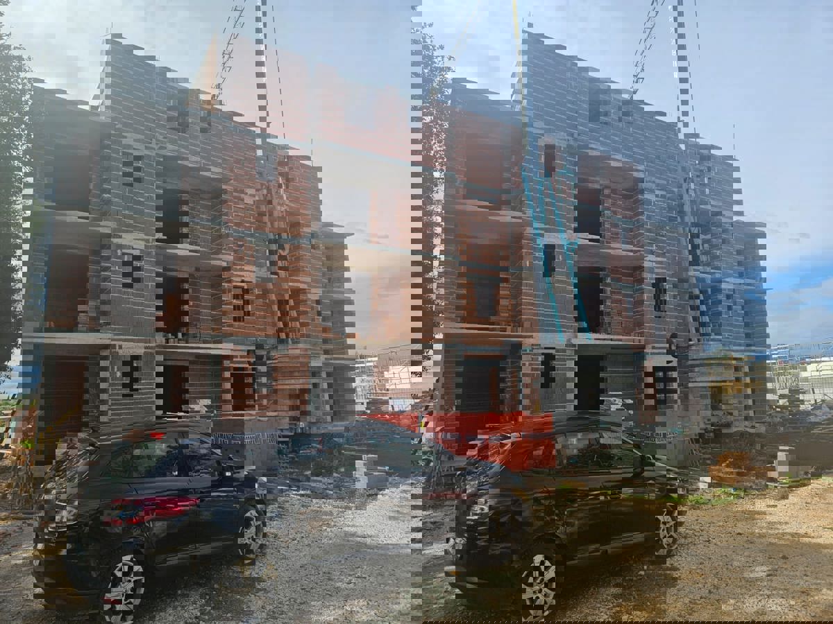 1° PIANO CON ASCENSORE, BILOCALE IN NUOVA COSTRUZIONE