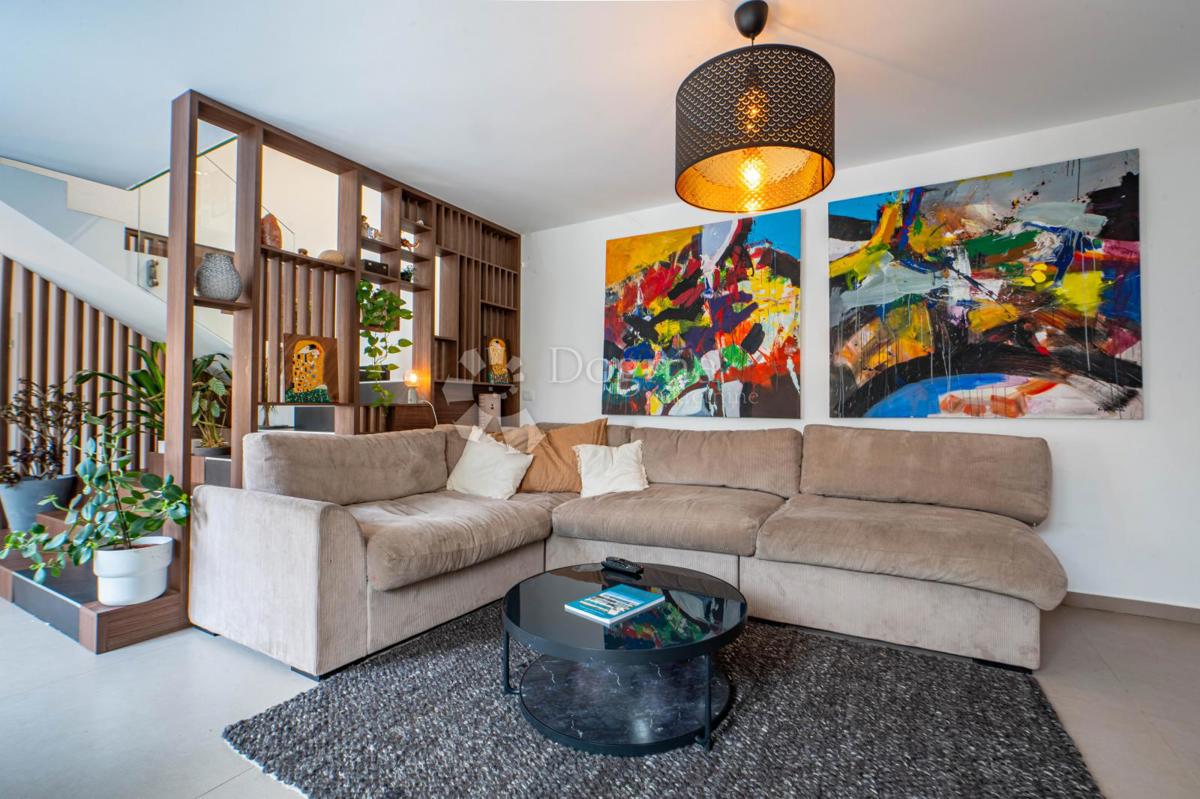 Casa Kostrena, 300m2