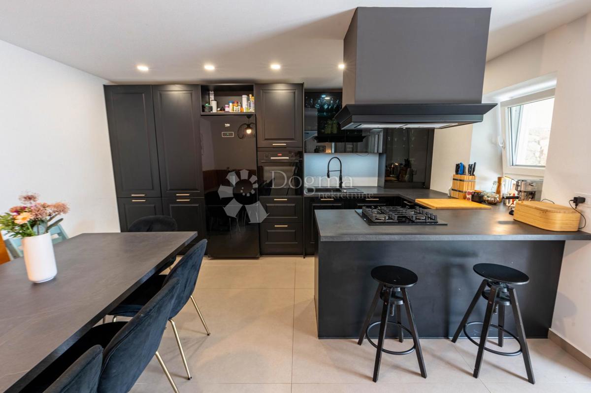 Casa Kostrena, 300m2