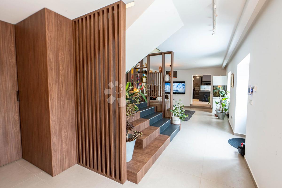 Casa Kostrena, 300m2