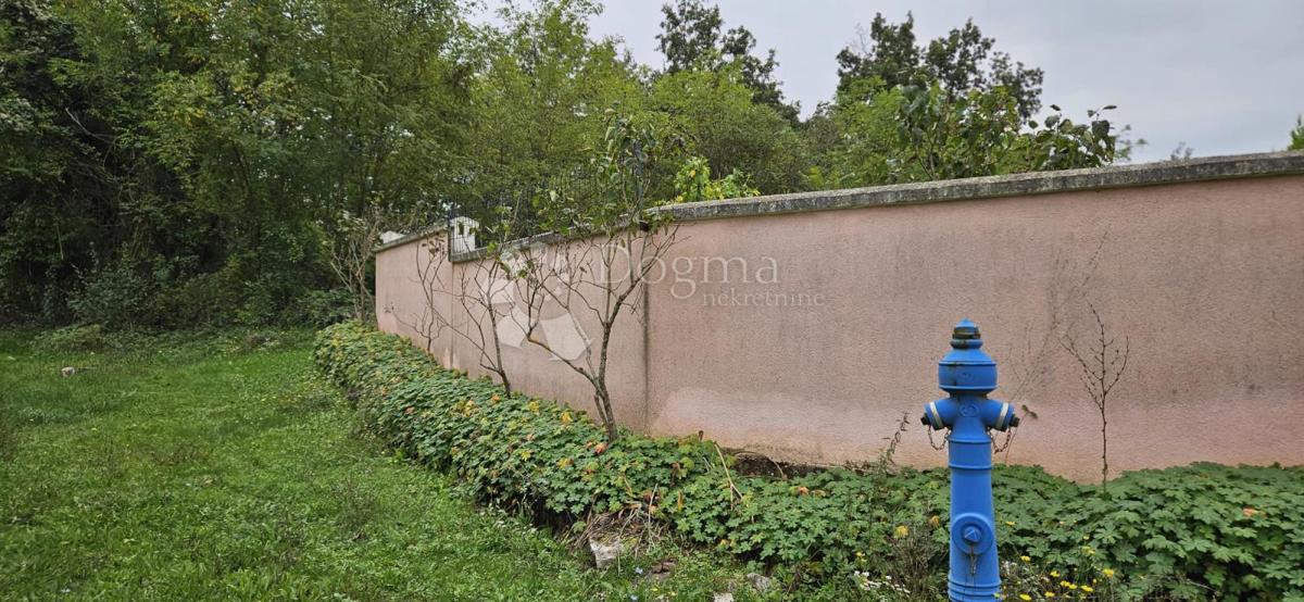 Ekskluzivno Kuća na osami, okružena šumom