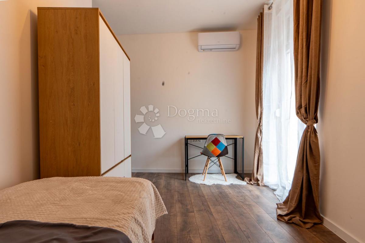Allogio Centar, Rijeka, 98m2