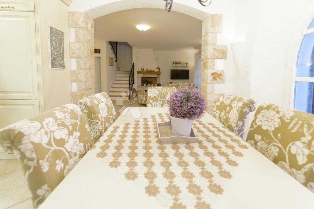 Casa Sveti Lovreč, 150m2