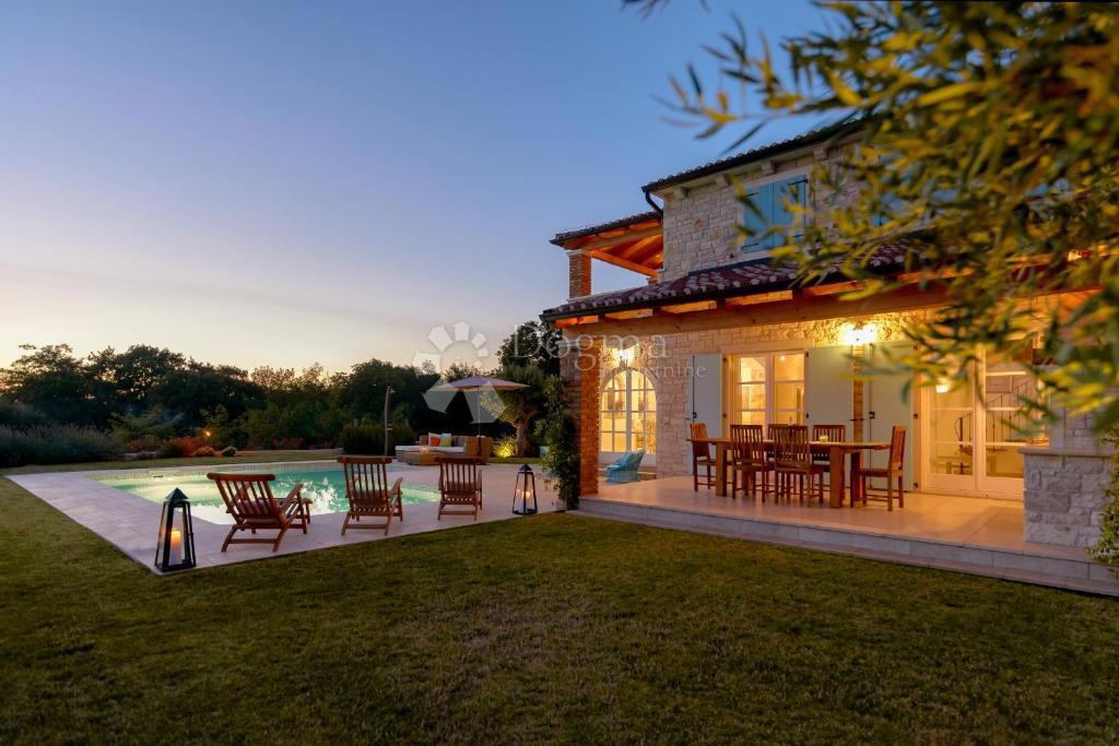 Casa Sveti Lovreč, 150m2