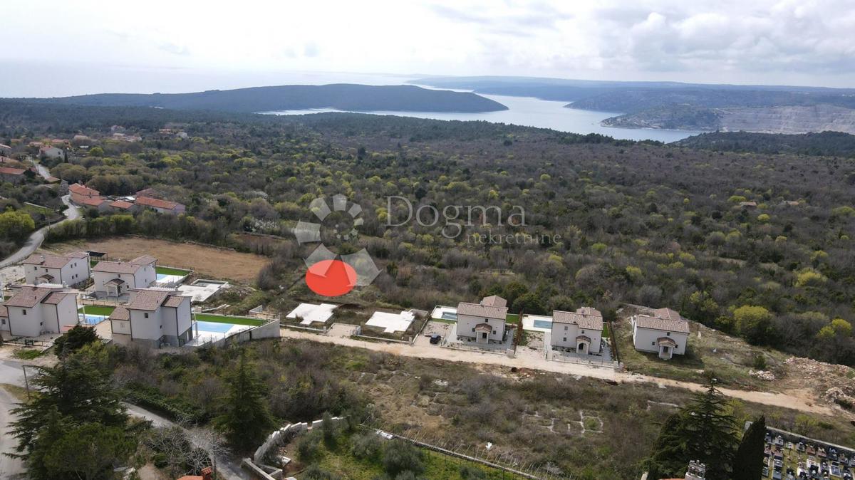 Terreno Labin, 568m2