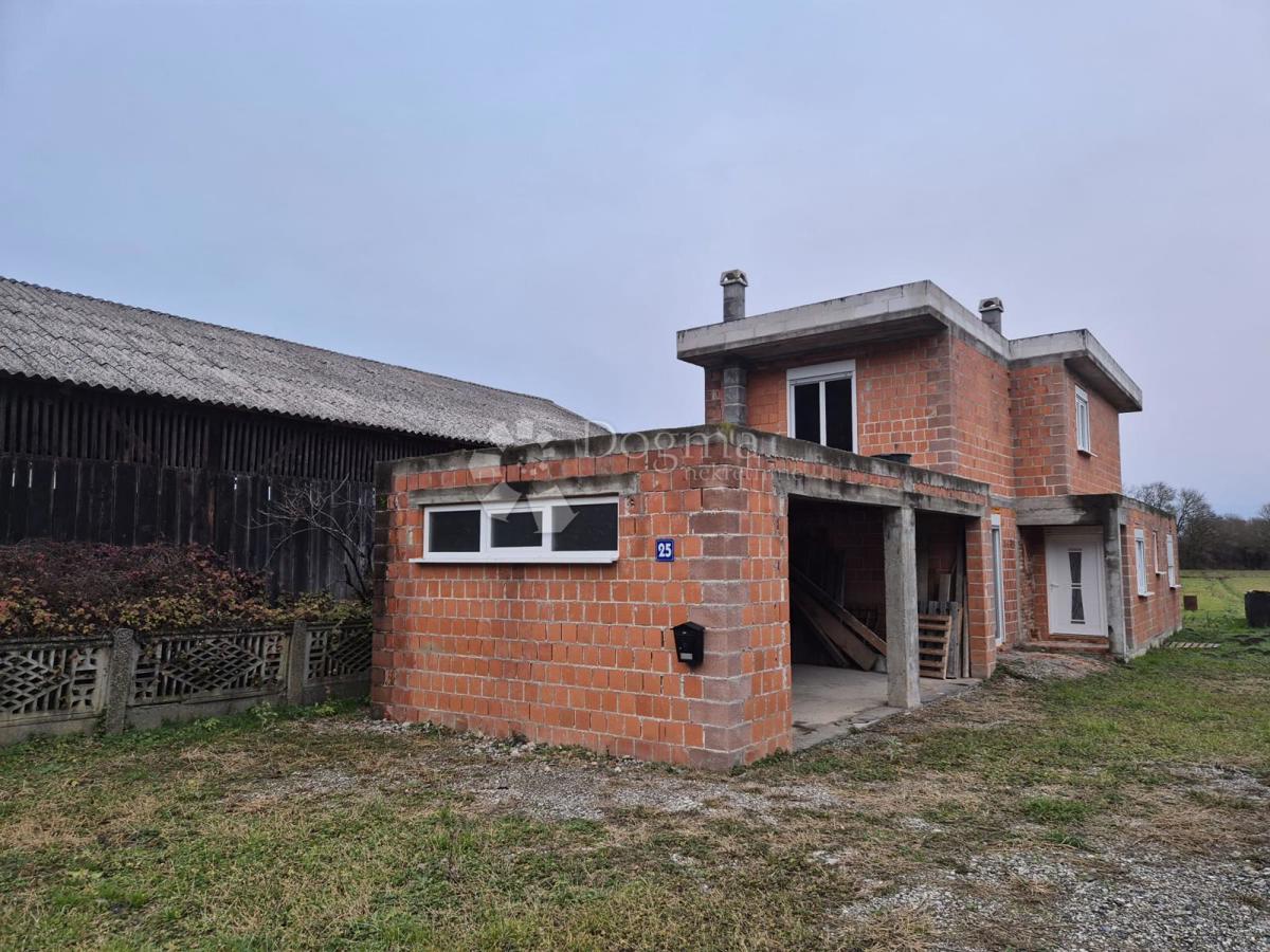 Casa Obrež Kalnički, Kalnik, 150m2