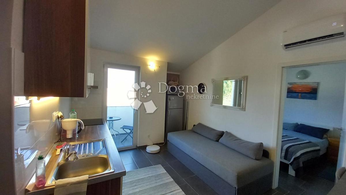 Opportunità: 2 appartamenti comunicanti a Štinjan