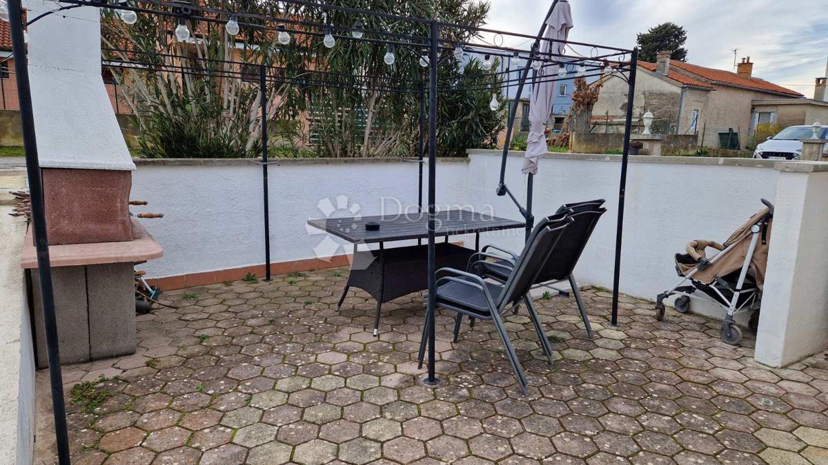 Opportunità: 2 appartamenti comunicanti a Štinjan