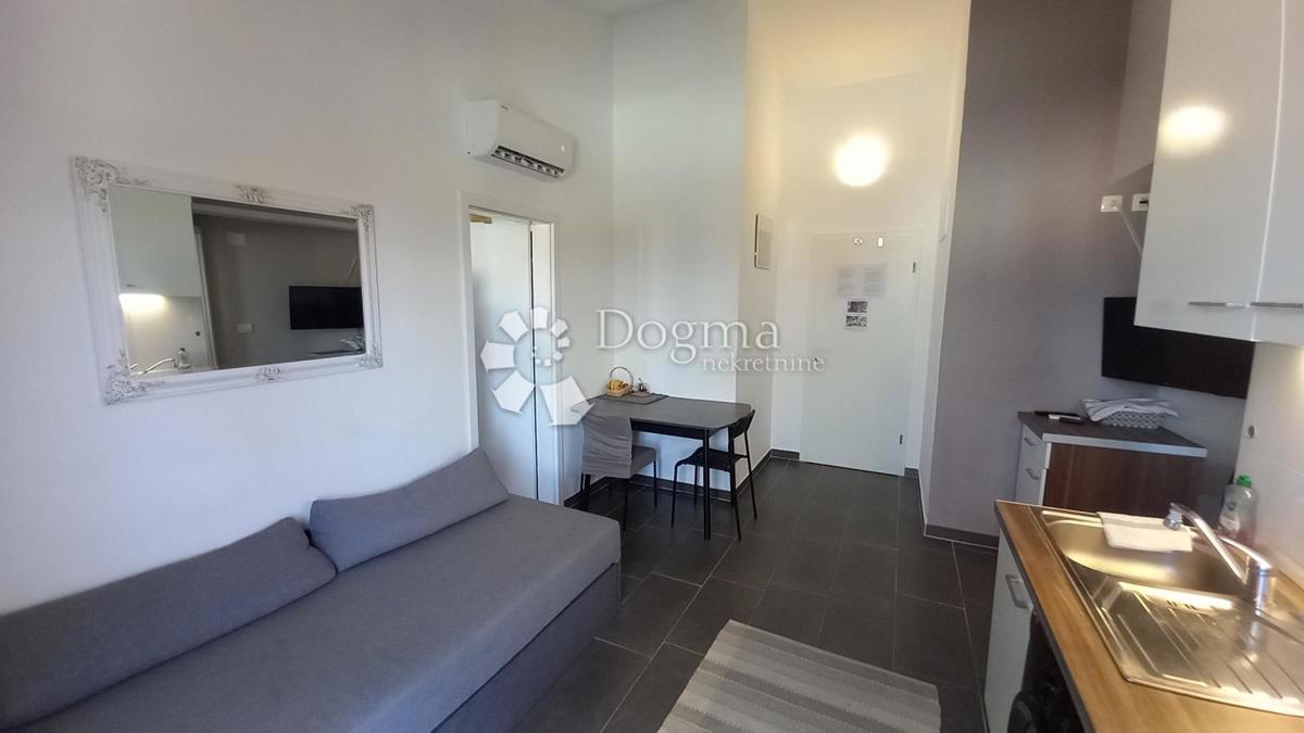 Opportunità: 2 appartamenti comunicanti a Štinjan