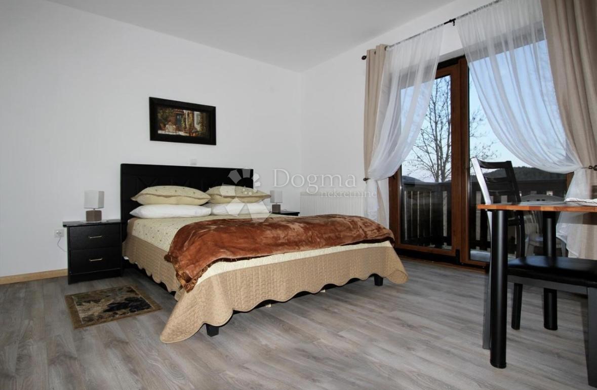 Albergo Vrhovine, 35.000m2