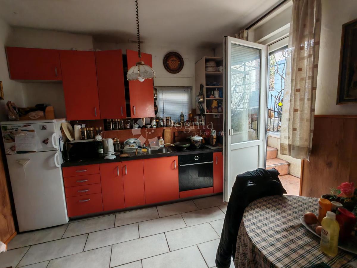 Terreno edificabile Krimeja, Rijeka, 633m2