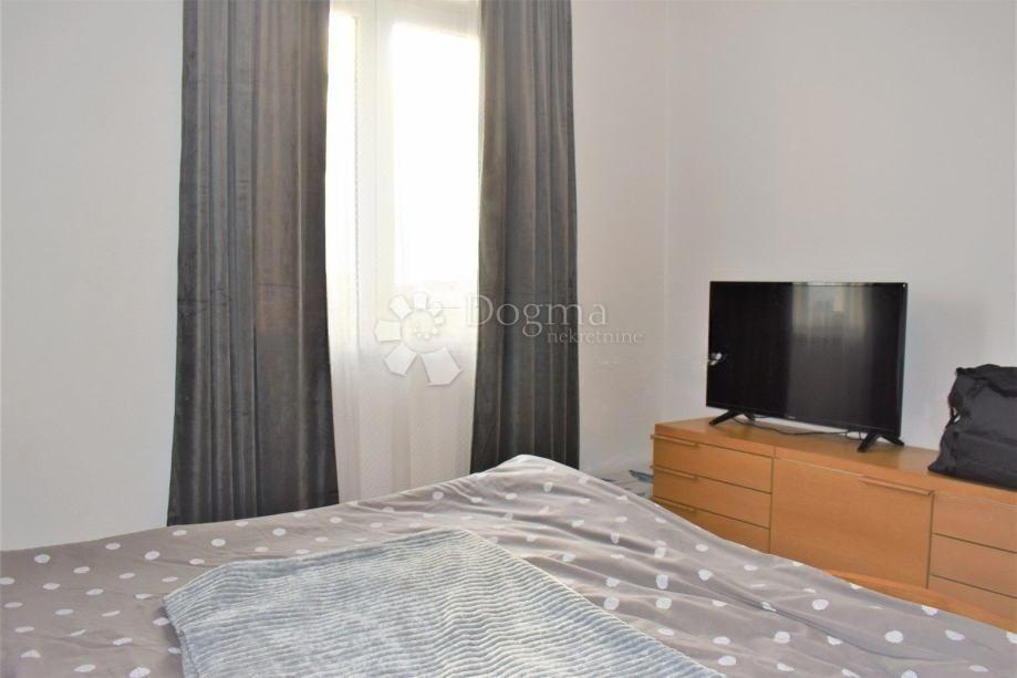 Allogio Rovinj, 77m2