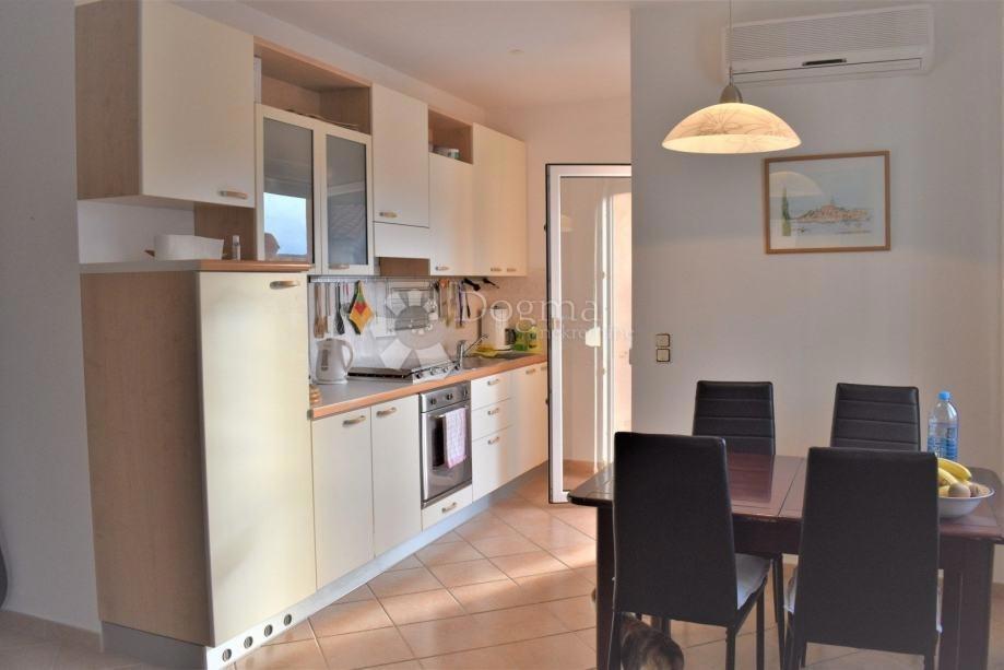 Allogio Rovinj, 77m2