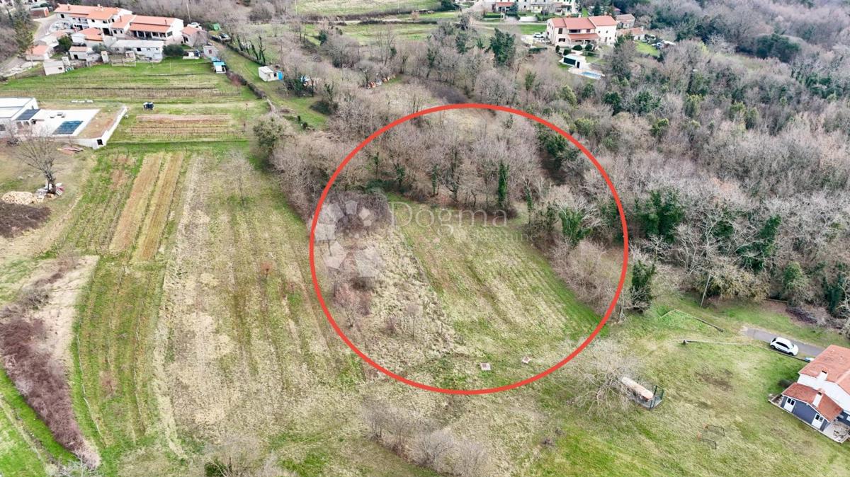 ESCLUSIVO! Terreno edificabile ad Albona!