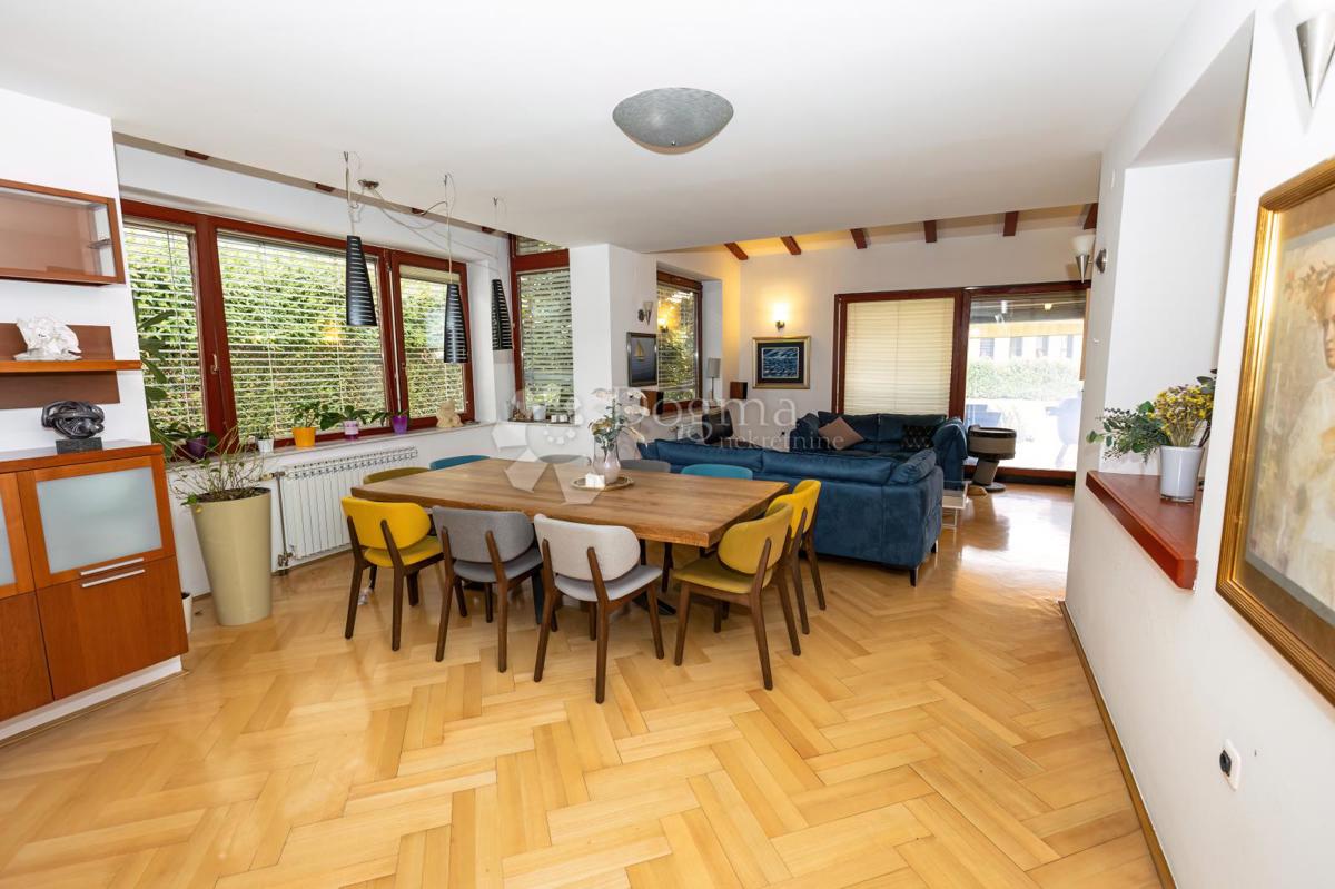 Casa Centar, Varaždin, 330m2