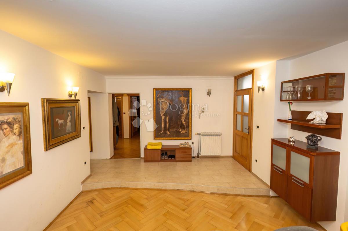 Casa Centar, Varaždin, 330m2