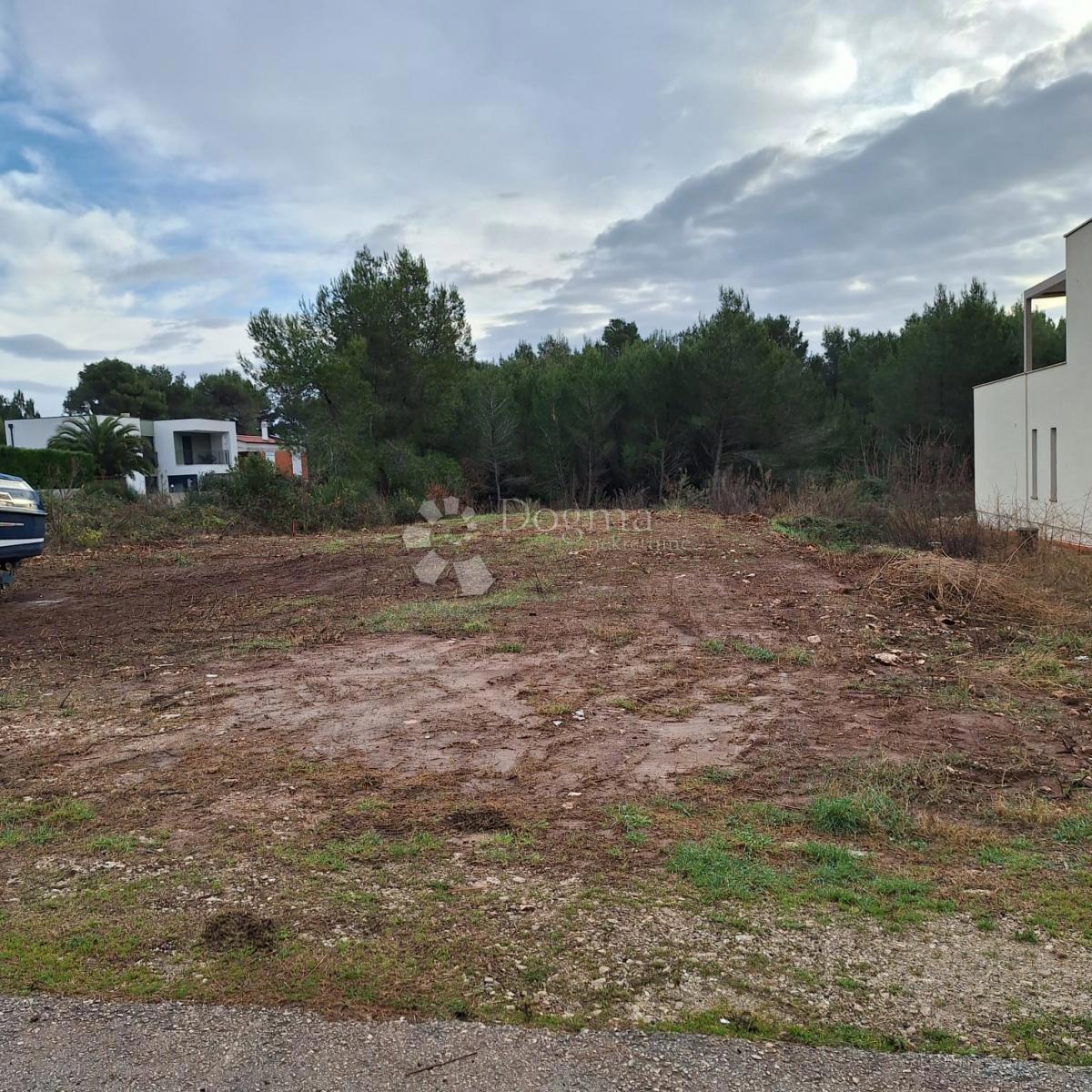 Terreno edificabile nel quartiere più tranquillo di Medolino