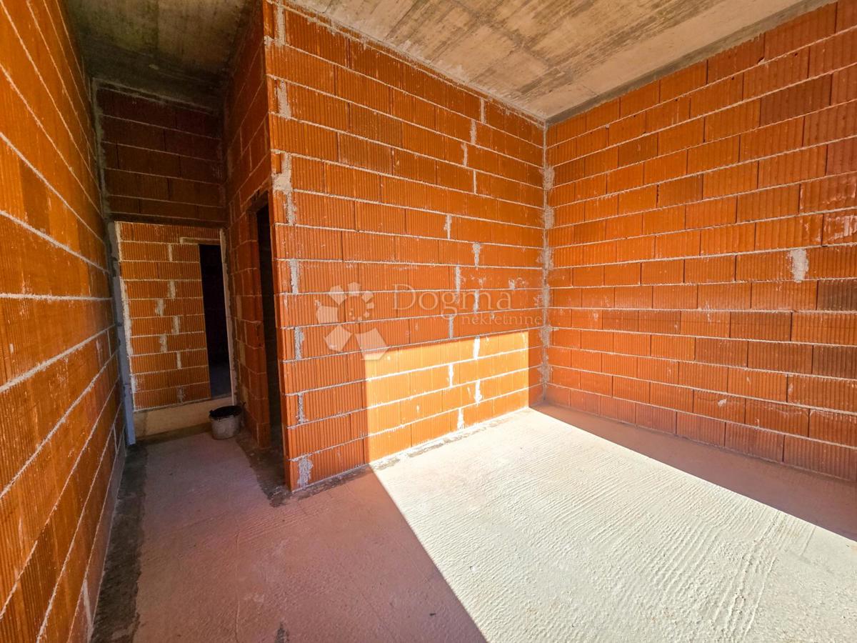 Villa moderna in posizione attraente