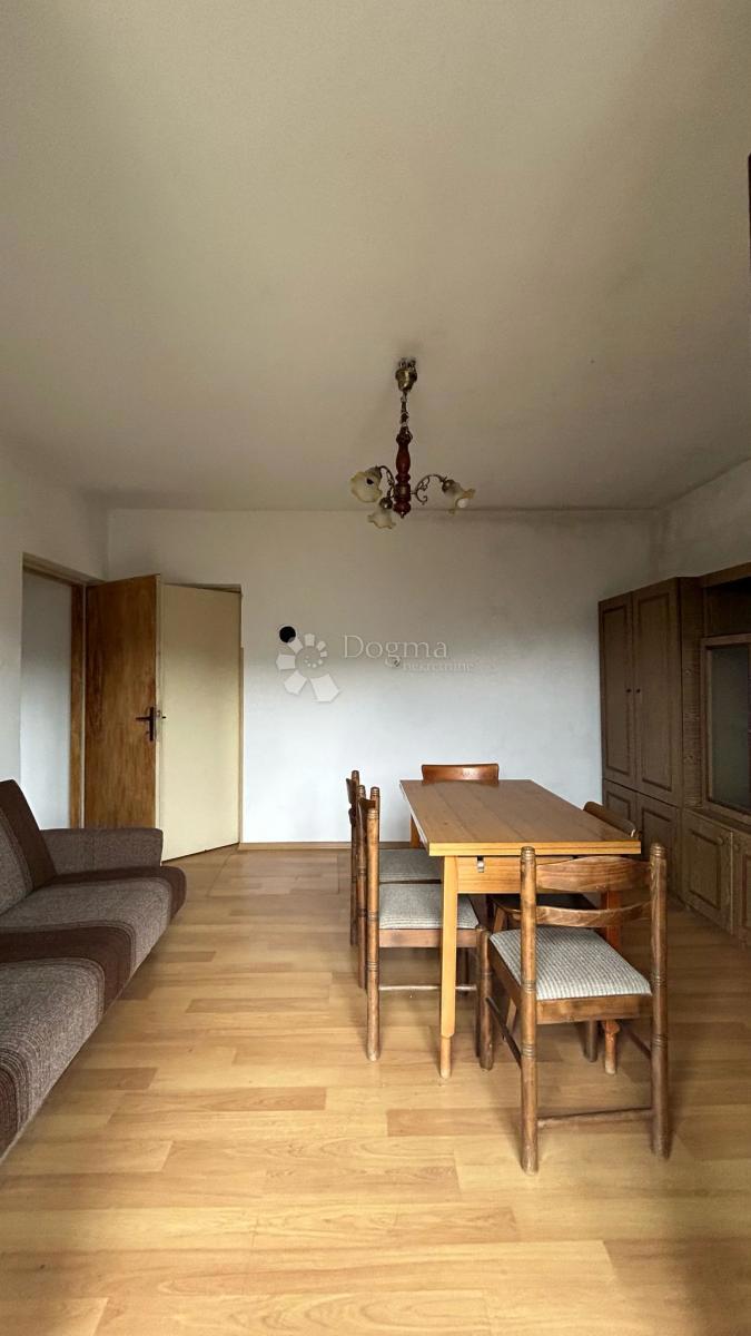 Una casa da ristrutturare con terrazza da cui non vorrai più andare!