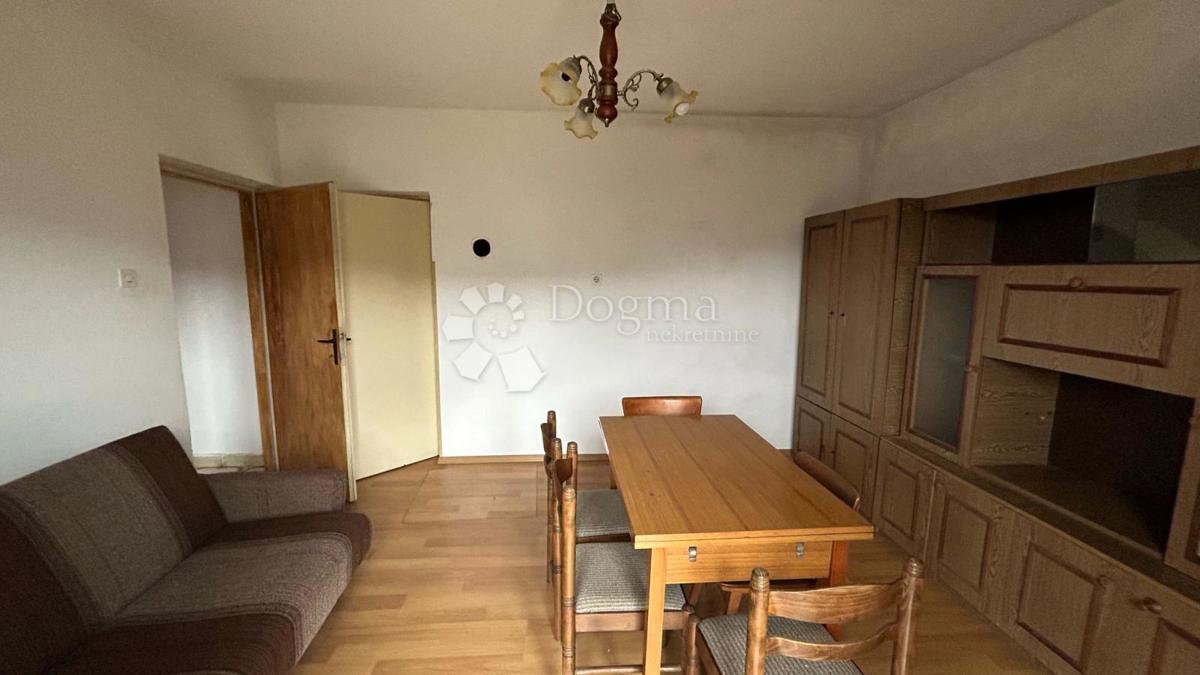 Una casa da ristrutturare con terrazza da cui non vorrai più andare!