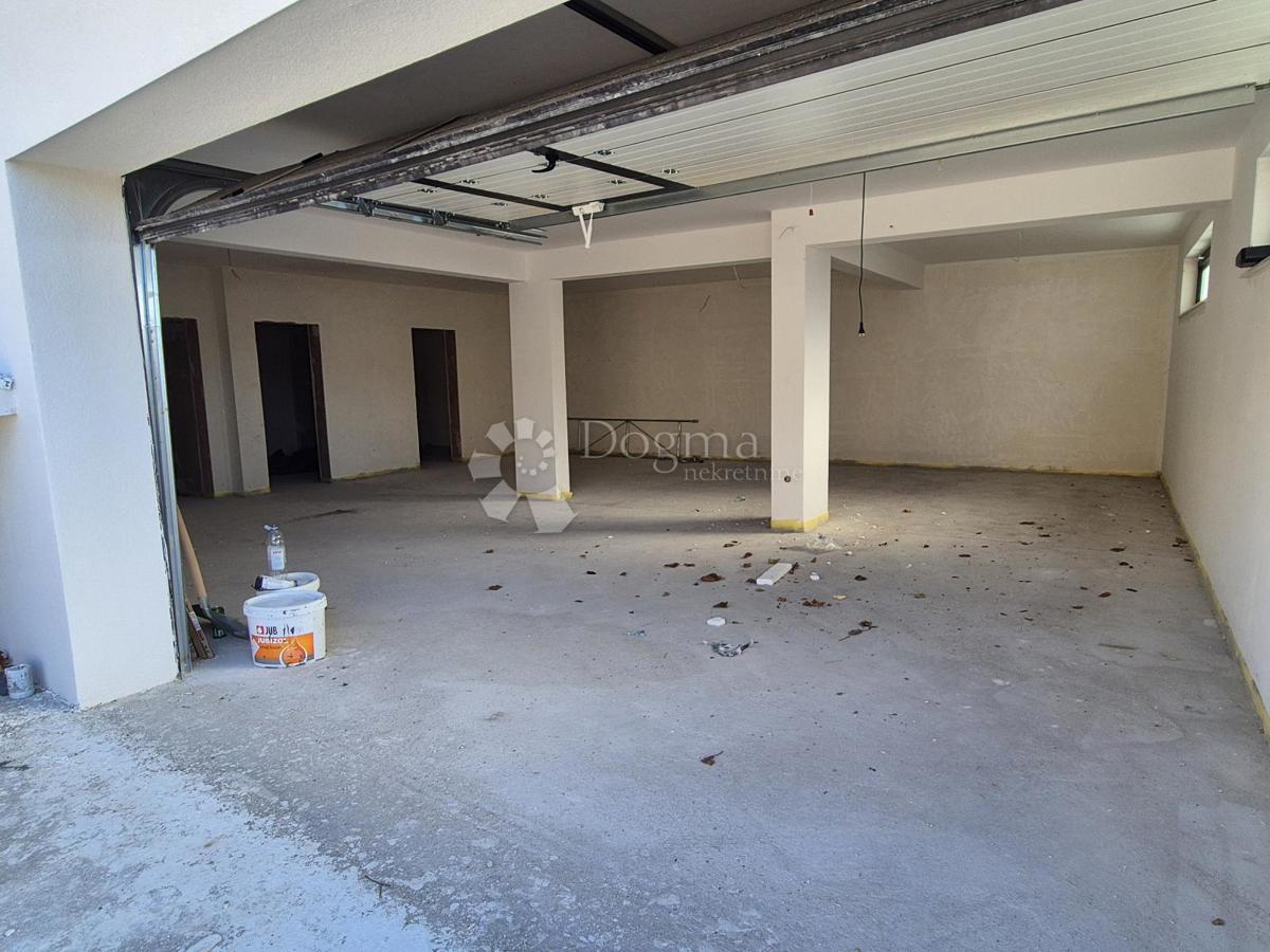 Allogio Crnica, Šibenik, 89,34m2