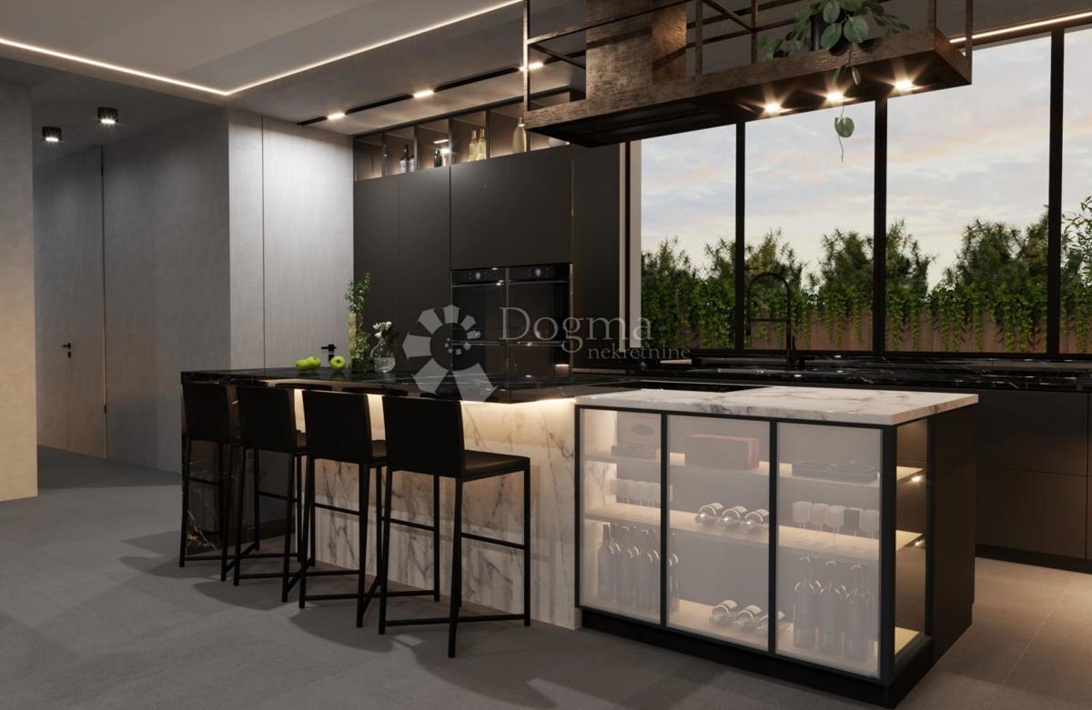 VILLA OPATIJA - ATTICO CON PISCINA SUL TETTO 