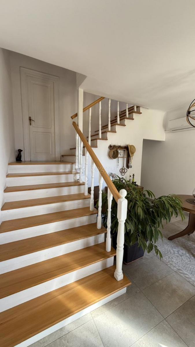 Casa Nedešćina, Sveta Nedelja, 110m2