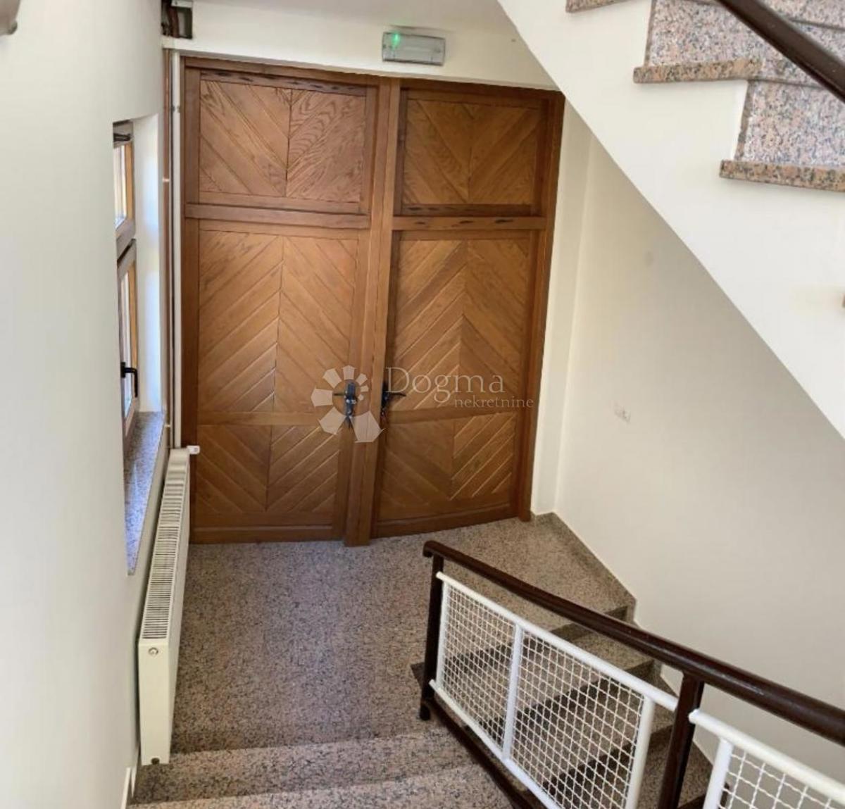 Casa Lovrečan, Zlatar-Bistrica, 837,85m2