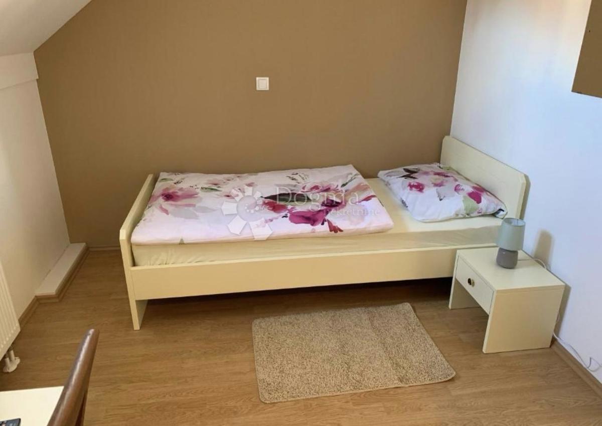 Casa Lovrečan, Zlatar-Bistrica, 837,85m2
