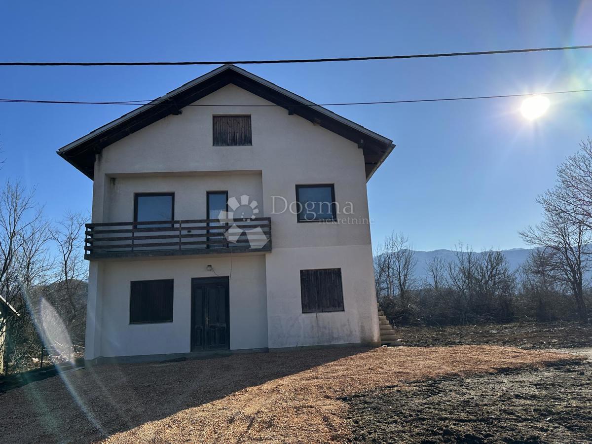 Casa Medak, Gospić - Okolica, 200m2