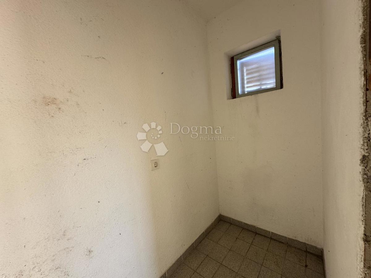 Casa Medak, Gospić - Okolica, 200m2