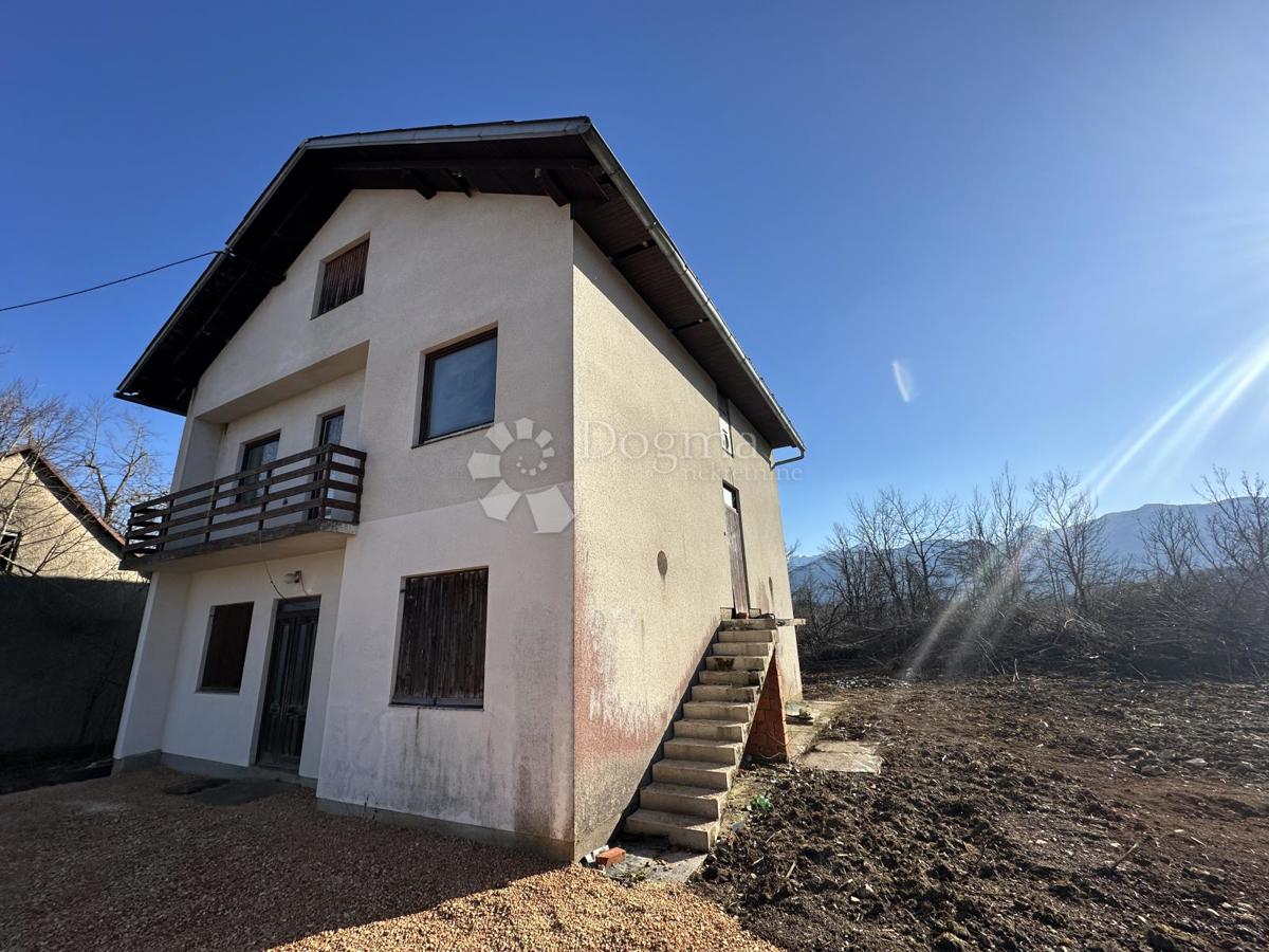 Casa Medak, Gospić - Okolica, 200m2