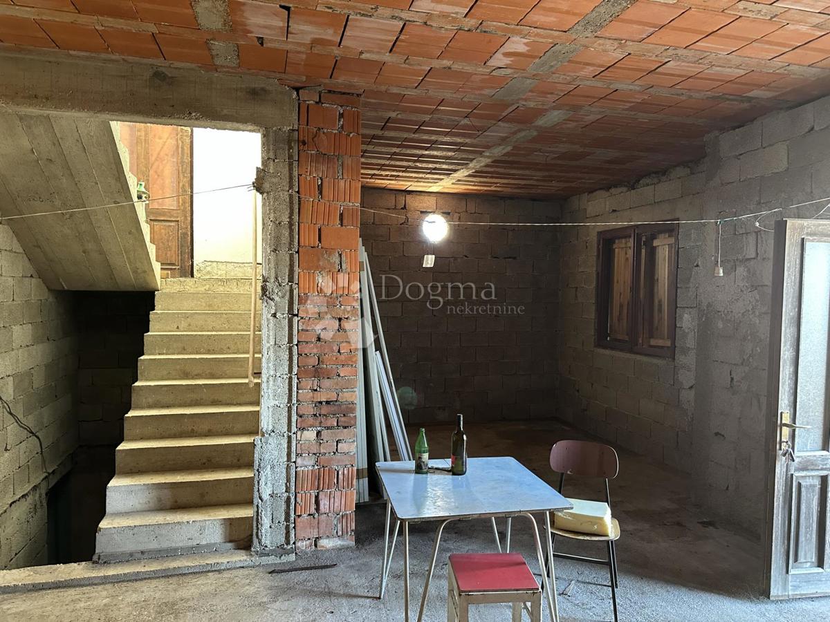 Casa Medak, Gospić - Okolica, 200m2