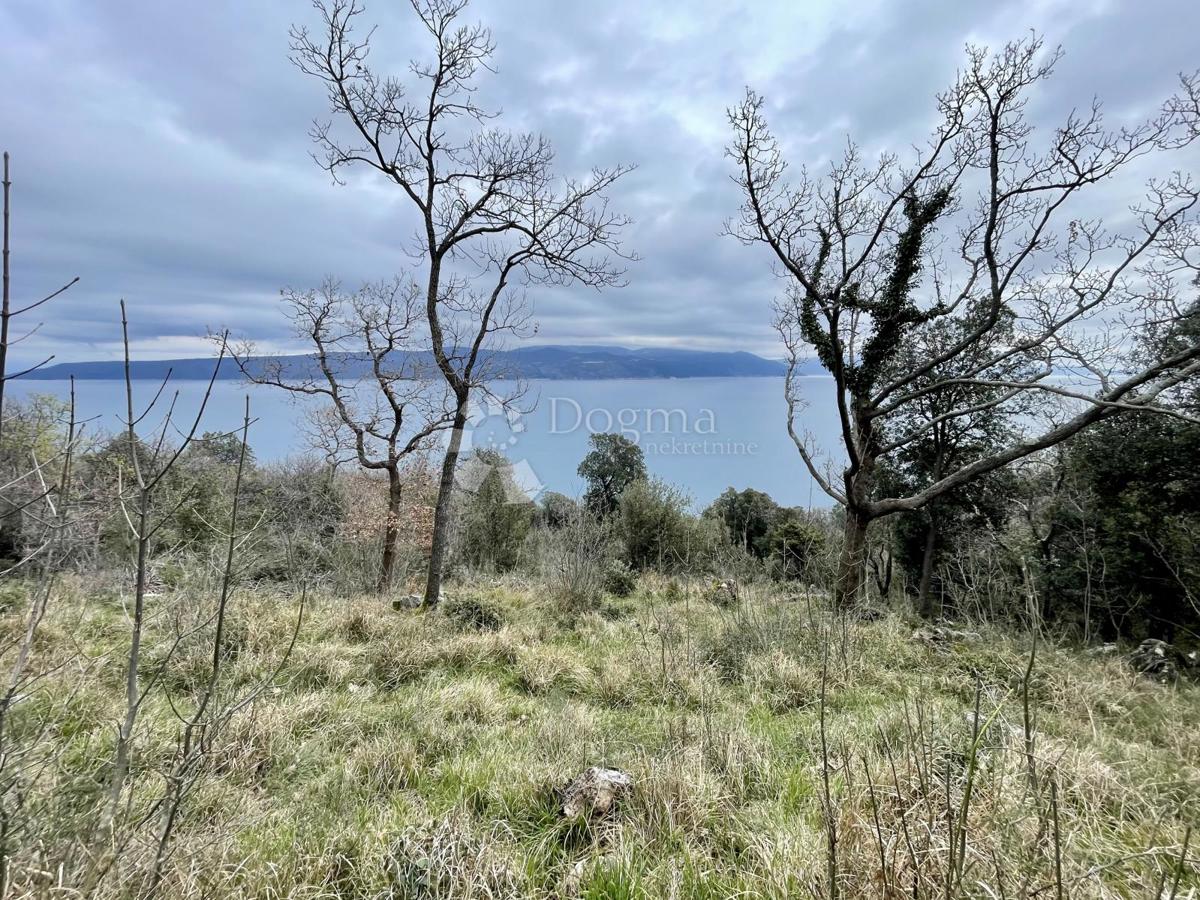 Terreno edificabile con vista sul Golfo del Quarnero